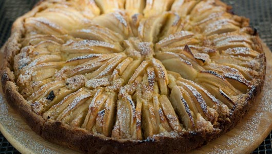 Apple Tart with Frangipane Layer