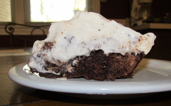 Brownie Peppermint Ice Cream Pie