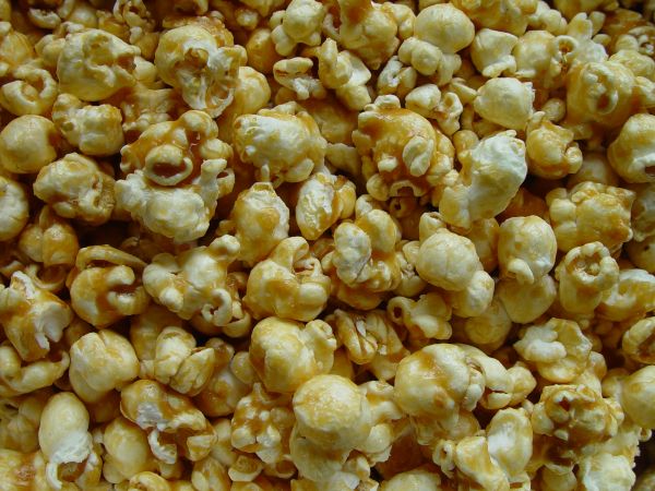 Caramel popcorn