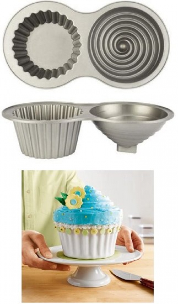 Giant Cupcake Pan Mold