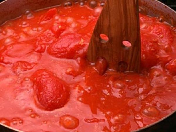 Home made tomato ketchup