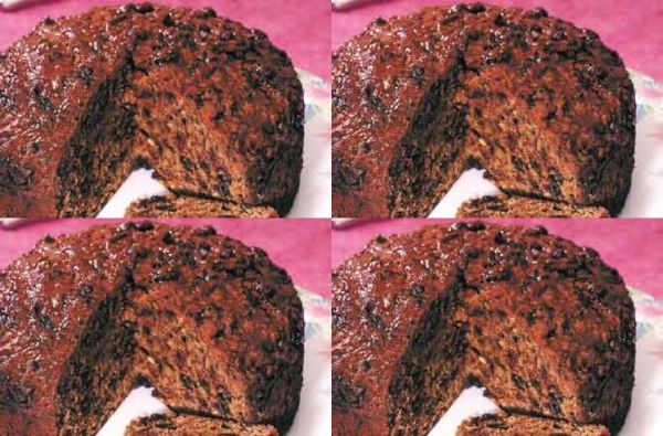 Rosemary Conleyâs low-fat Christmas cake