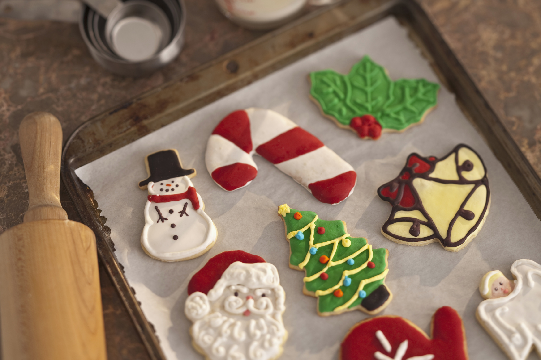 The History of Christmas Cookies - Always Foodie