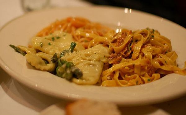 Buttery shrimps and pasta