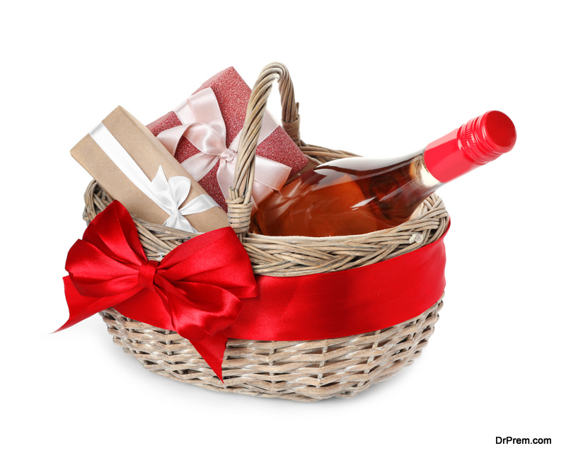 Creative wine gift baskets