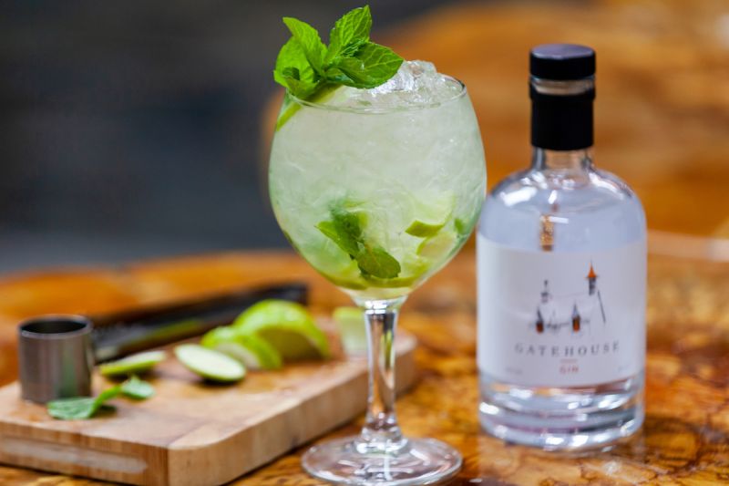 The Best Gin Cocktails For Summer Fun 